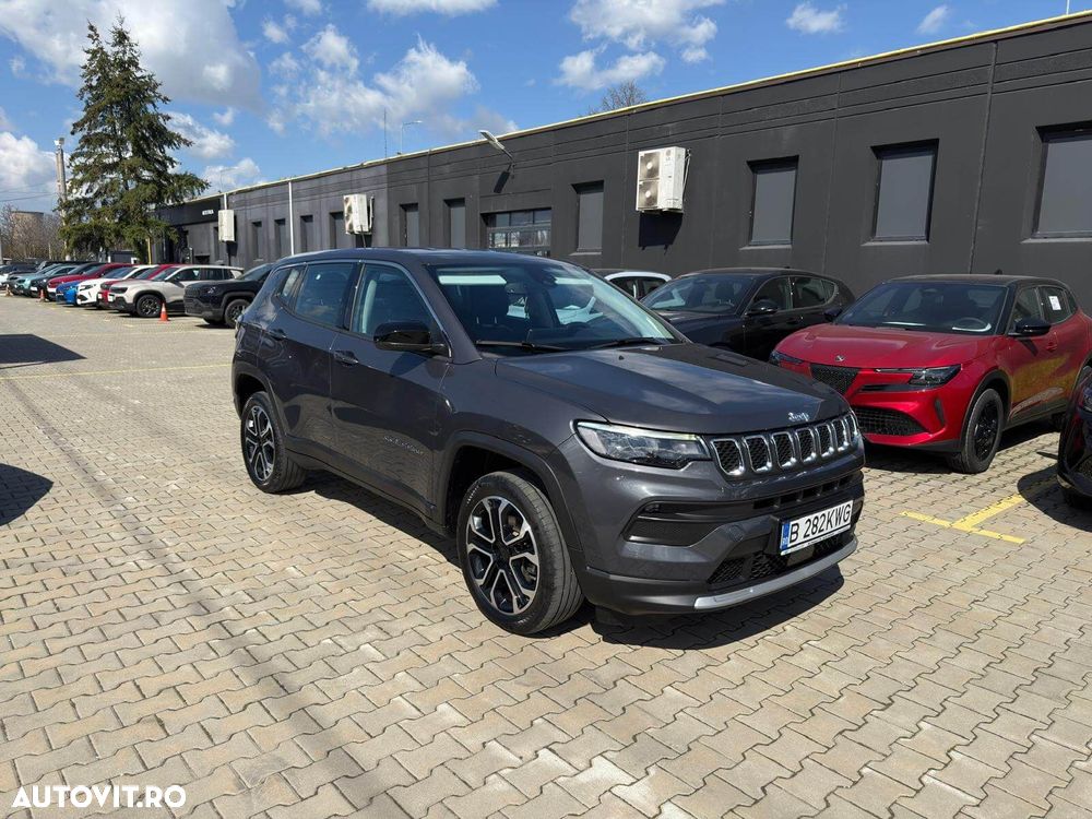 Jeep Compass - 8
