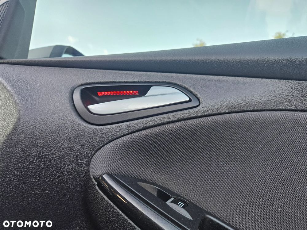 Ford Focus 1.6 TDCi DPF Titanium - 24