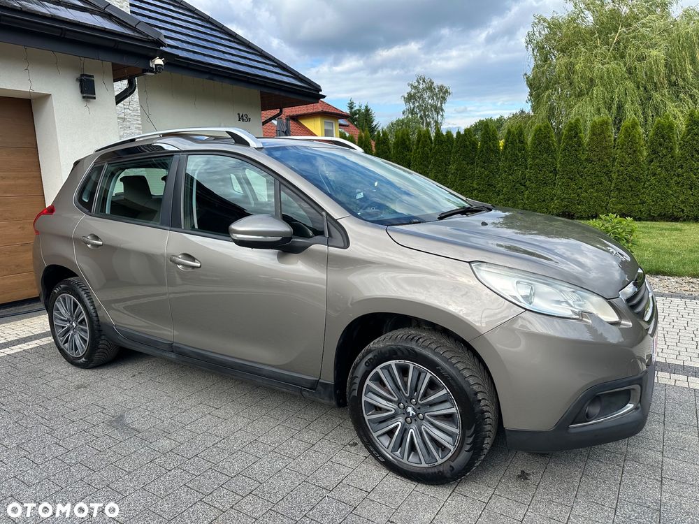 Peugeot 2008 1.2 Pure Tech GPF Style - 8