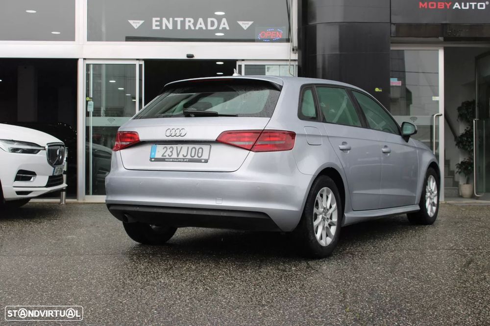 Audi A3 Sportback 1.6 TDI Sport - 2