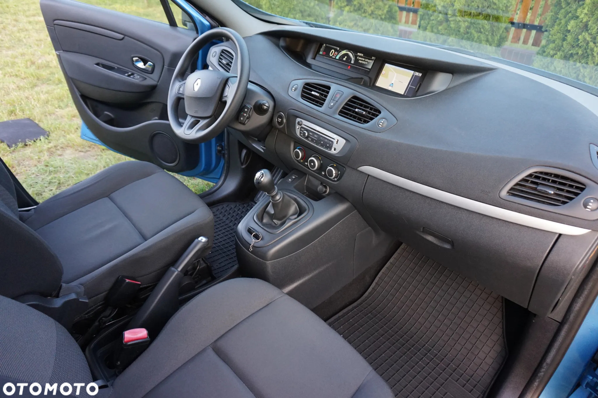 Renault Scenic 1.6 16V 110 TomTom Edition - 33