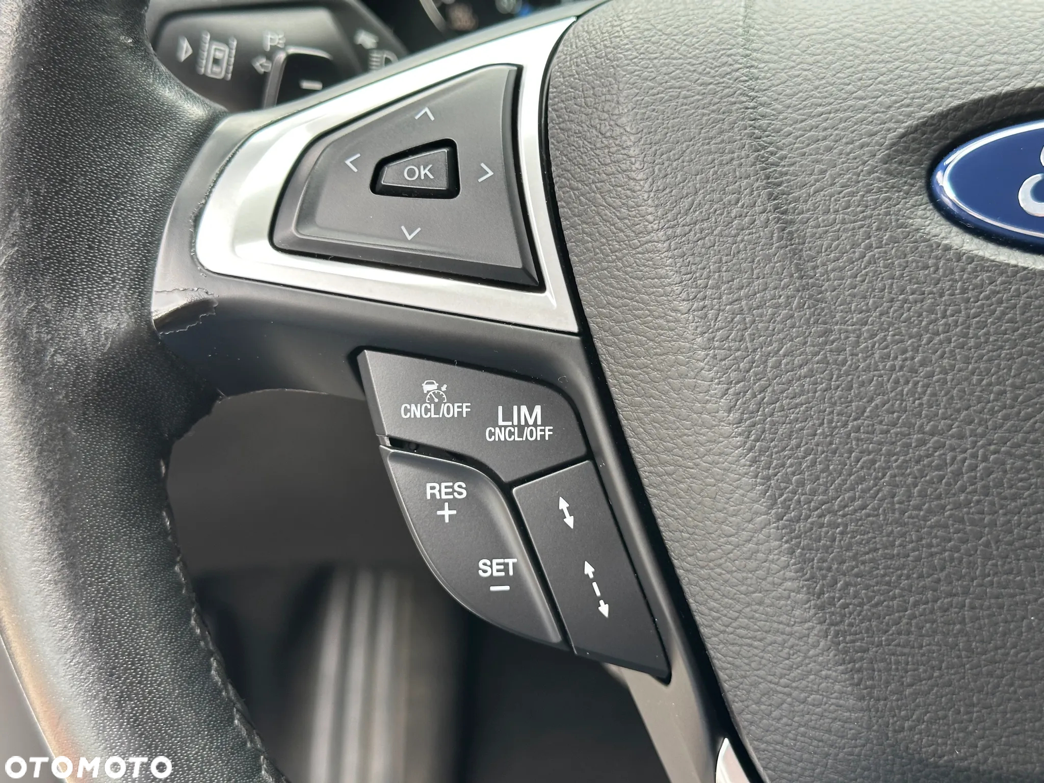 Ford Mondeo 2.0 TDCi Titanium PowerShift - 18