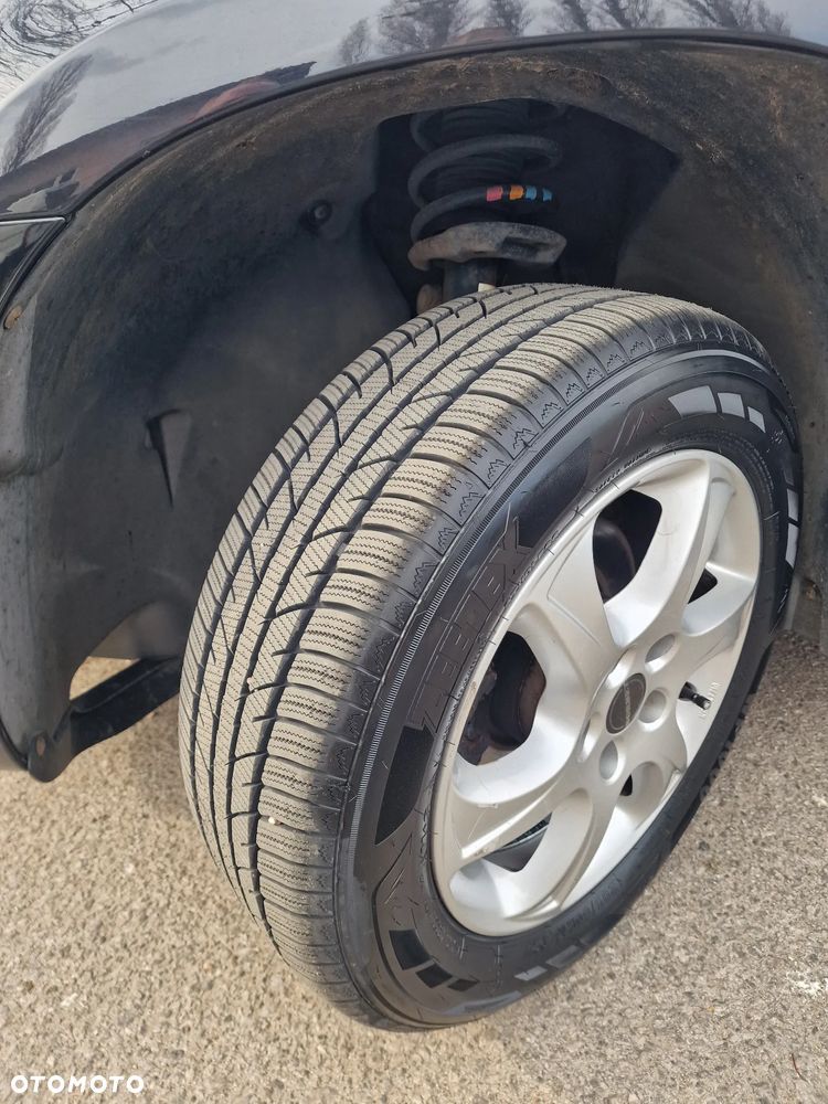 Skoda Yeti 1.2 TSI Active PLUS EDITION - 24