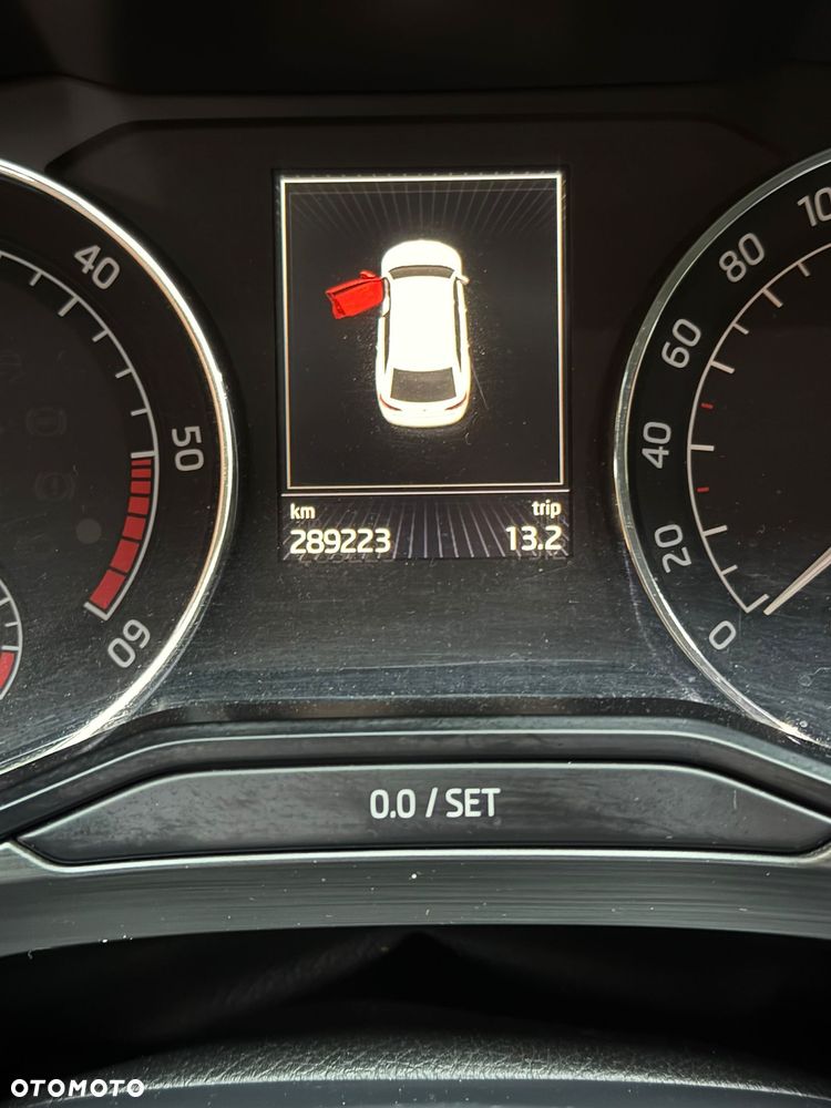 Skoda Superb 2.0 TDI 4x4 Ambition DSG - 14