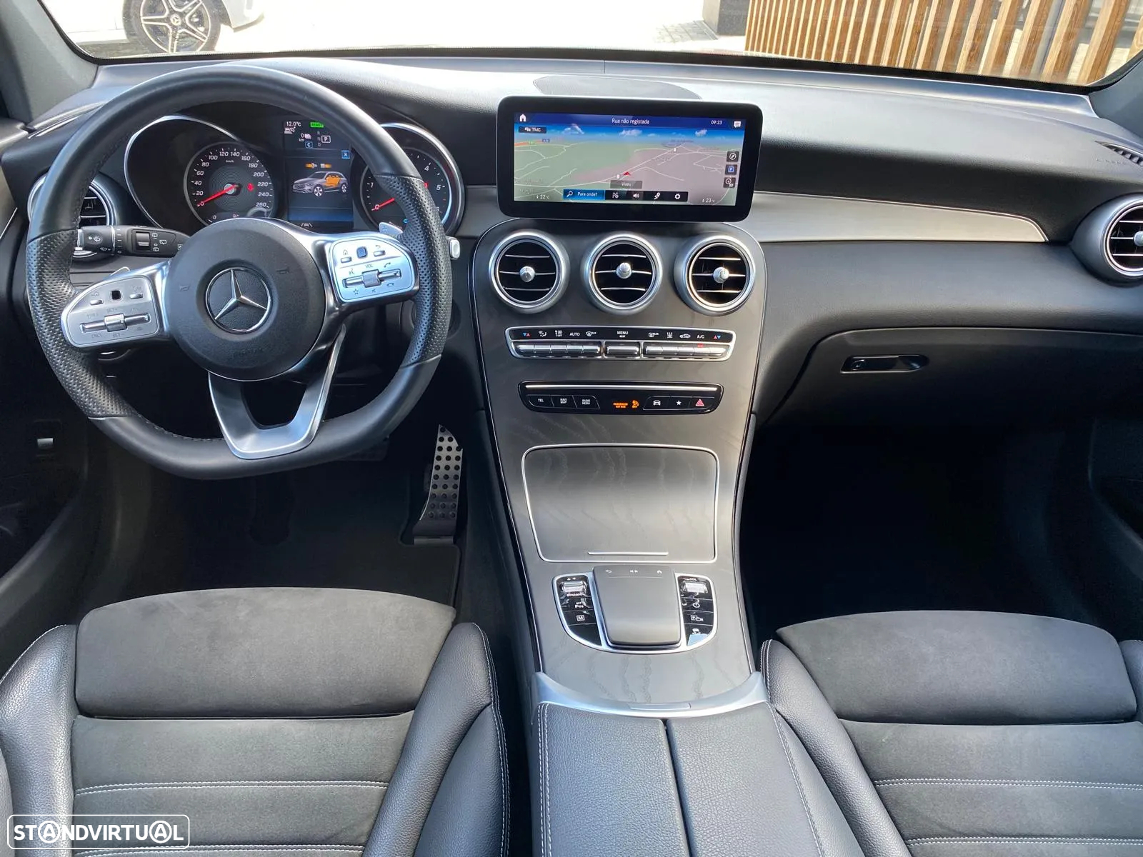Mercedes-Benz GLC 300 de 4Matic - 12