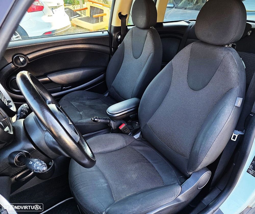 MINI Clubman One D - 11