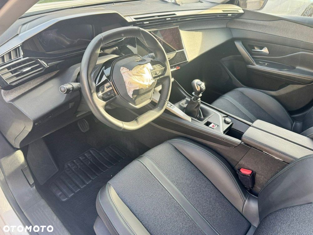 Peugeot 308 - 10