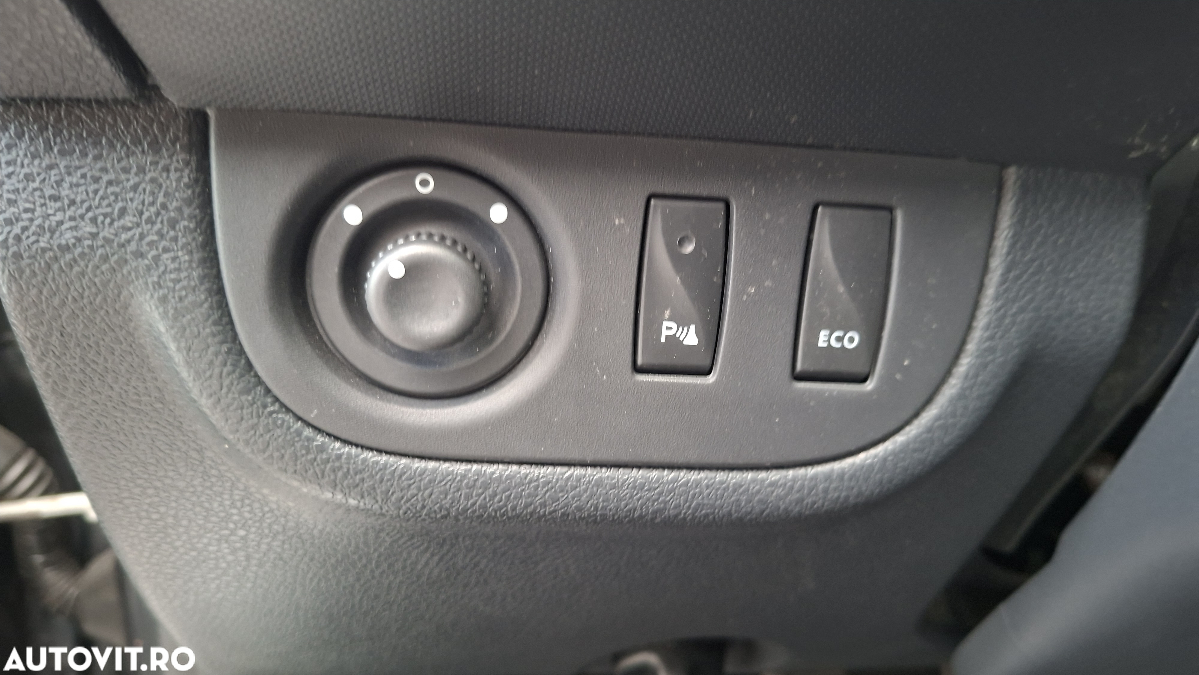 Dacia Sandero TCe 90 Laureate - 13