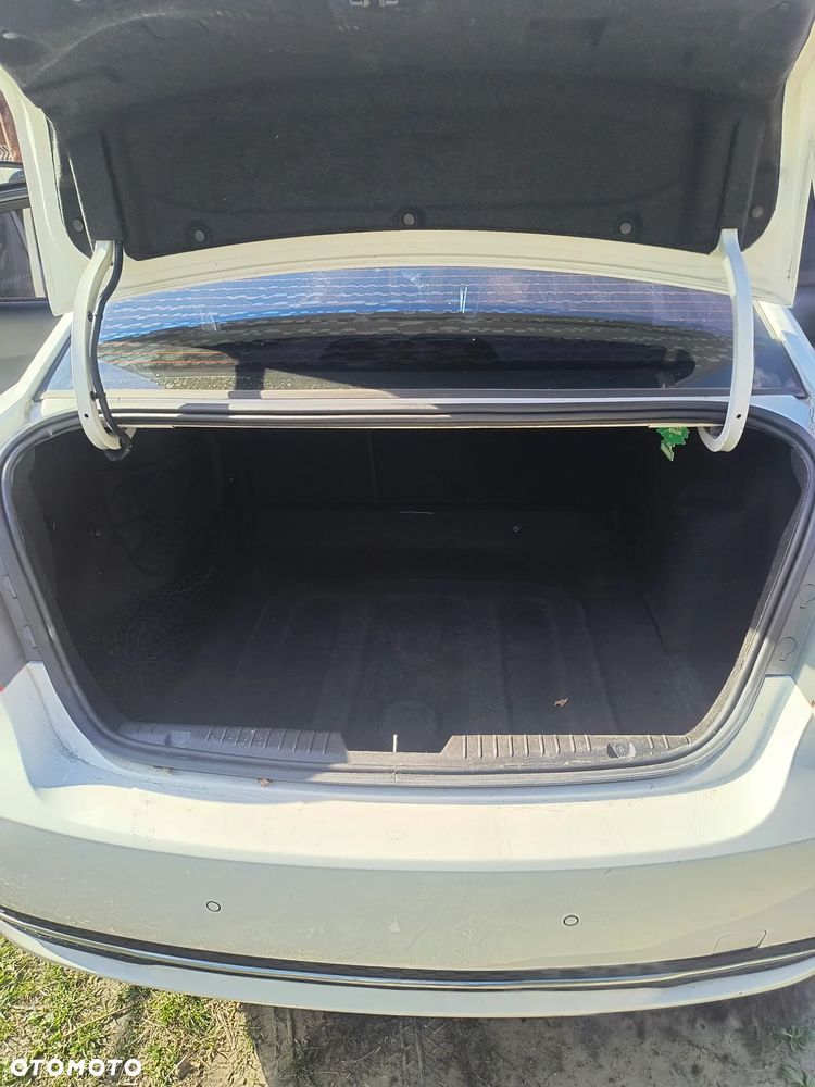 Chevrolet Cruze 1.8 LTZ - 9