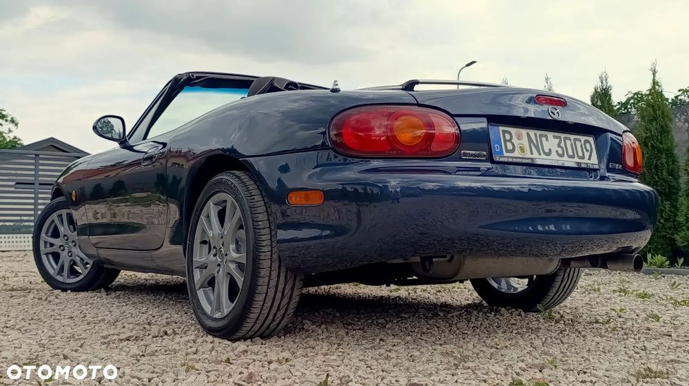 Mazda MX-5 1.6i 16V - 11