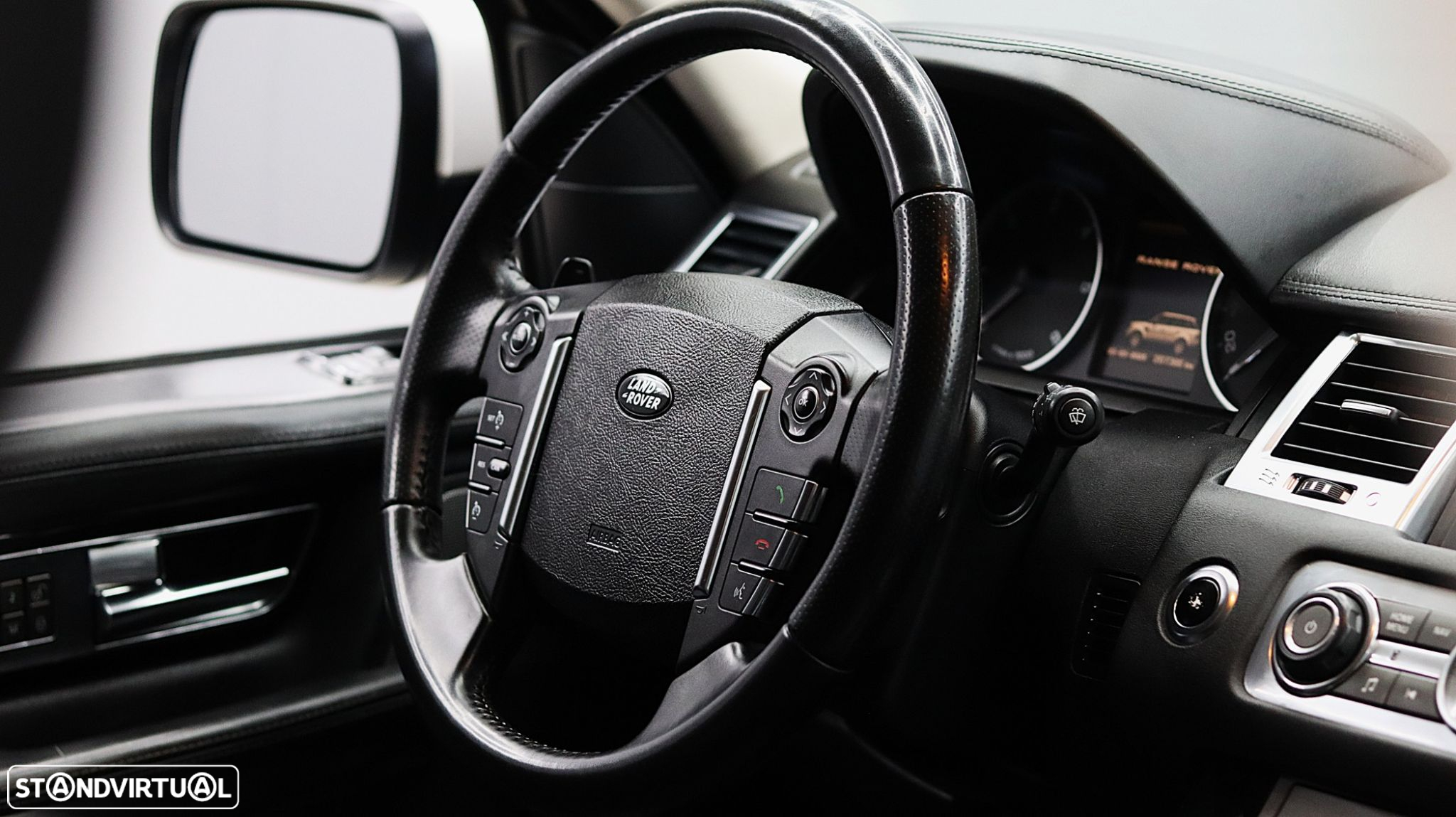 Land Rover Range Rover Sport 3.0 TDV6 HSE - 29