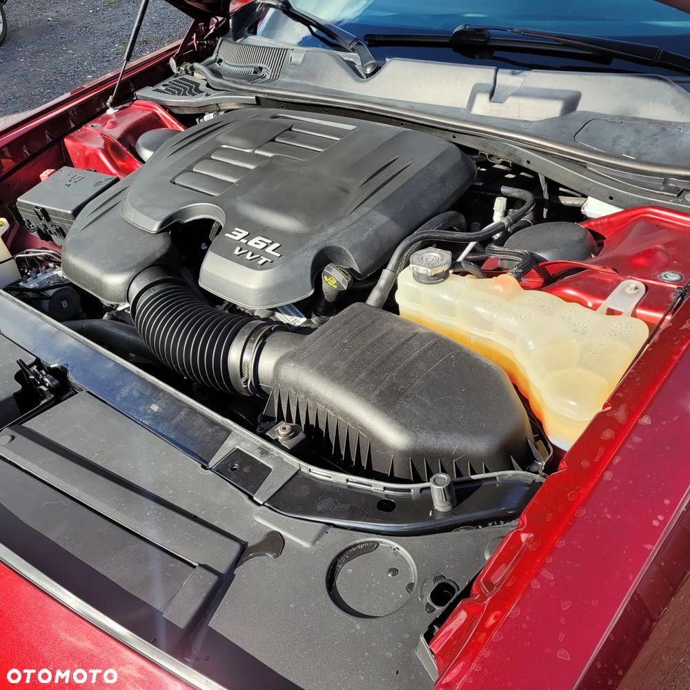 Dodge Challenger 3.6 SXT Plus - 25