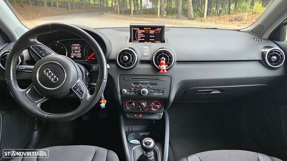 Audi A1 1.6 TDI Sport - 6