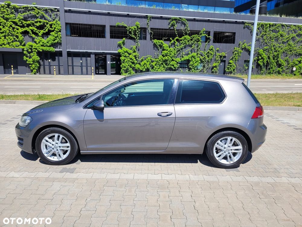 Volkswagen Golf 1.2 TSI BMT Trendline - 4