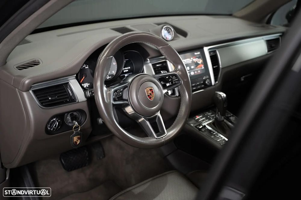 Porsche Macan S - 19