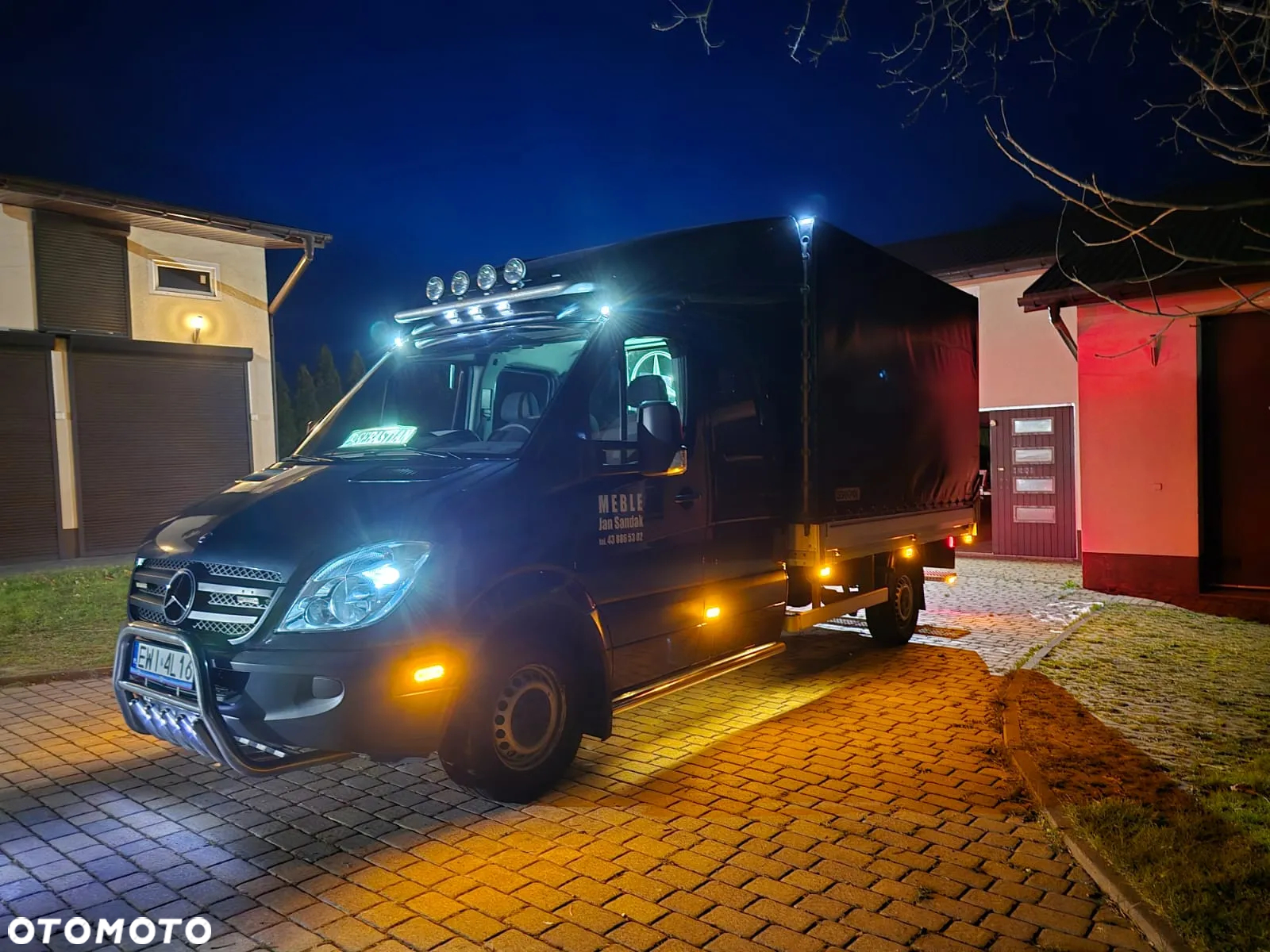 Mercedes-Benz Sprinter - 13