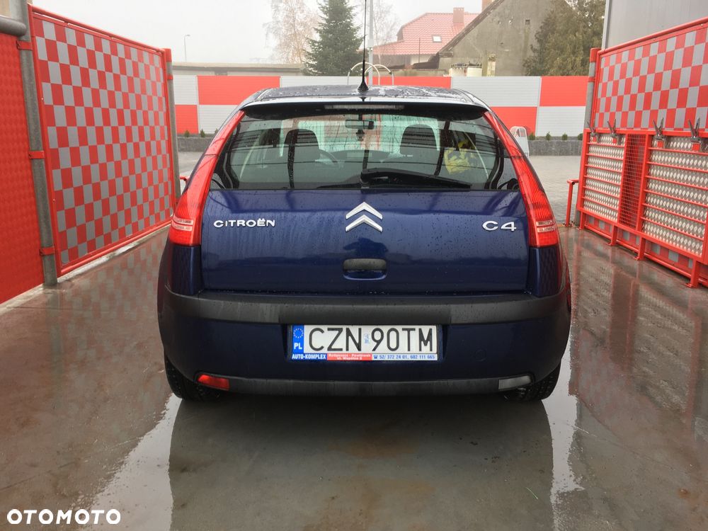 Citroën C4 1.4 16V Style - 6