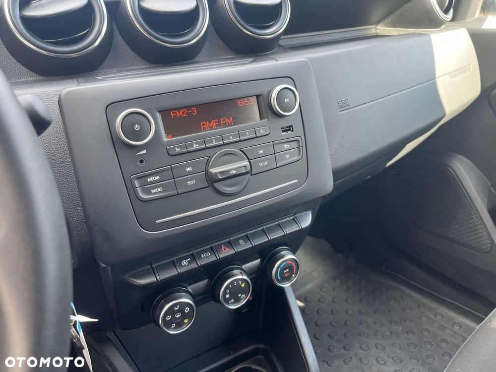 Dacia Duster 1.6 SCe Comfort - 19