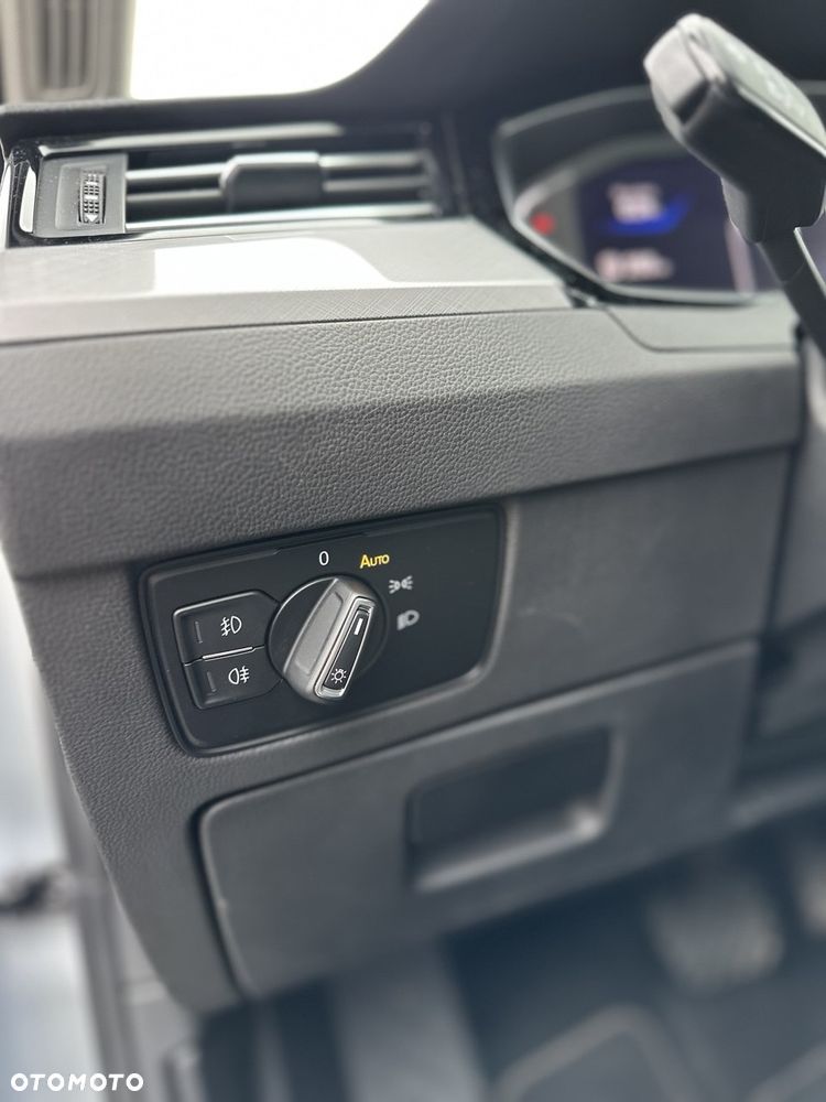 Volkswagen Passat 2.0 TSI Business DSG - 20