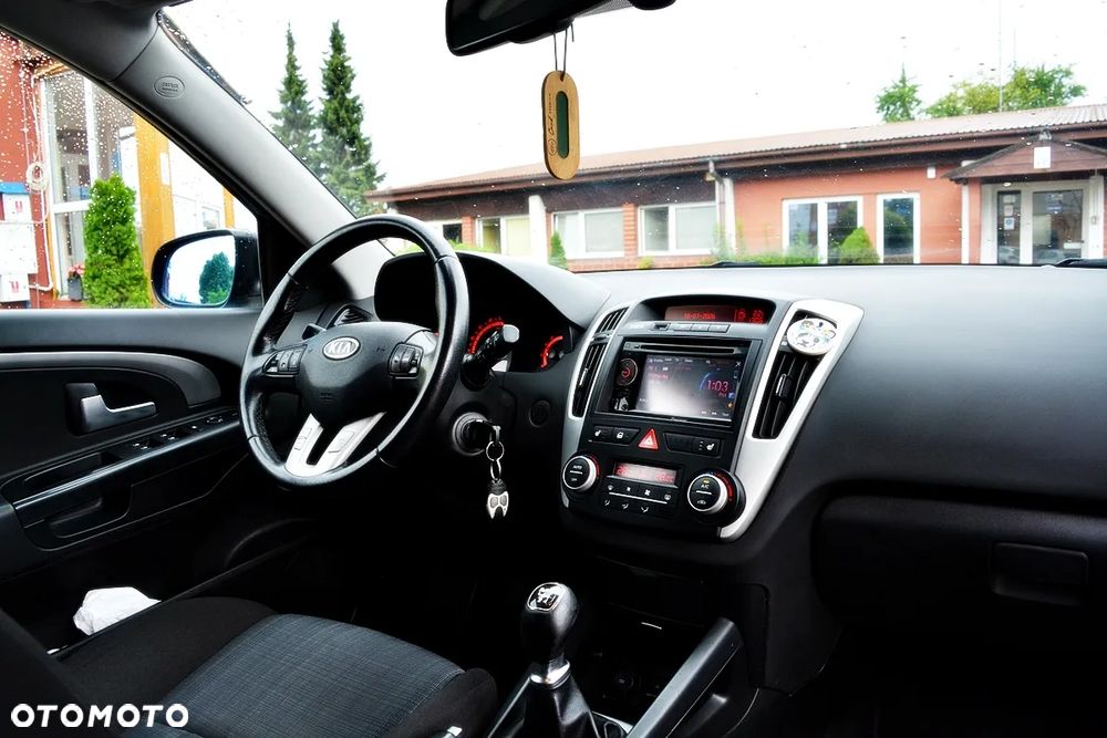 Kia Ceed 2.0 CRDi Mind - 8