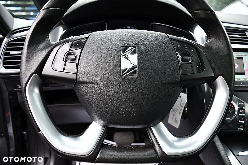 Citroën DS5 ver-2-0-hybrid4-sportchic - 12