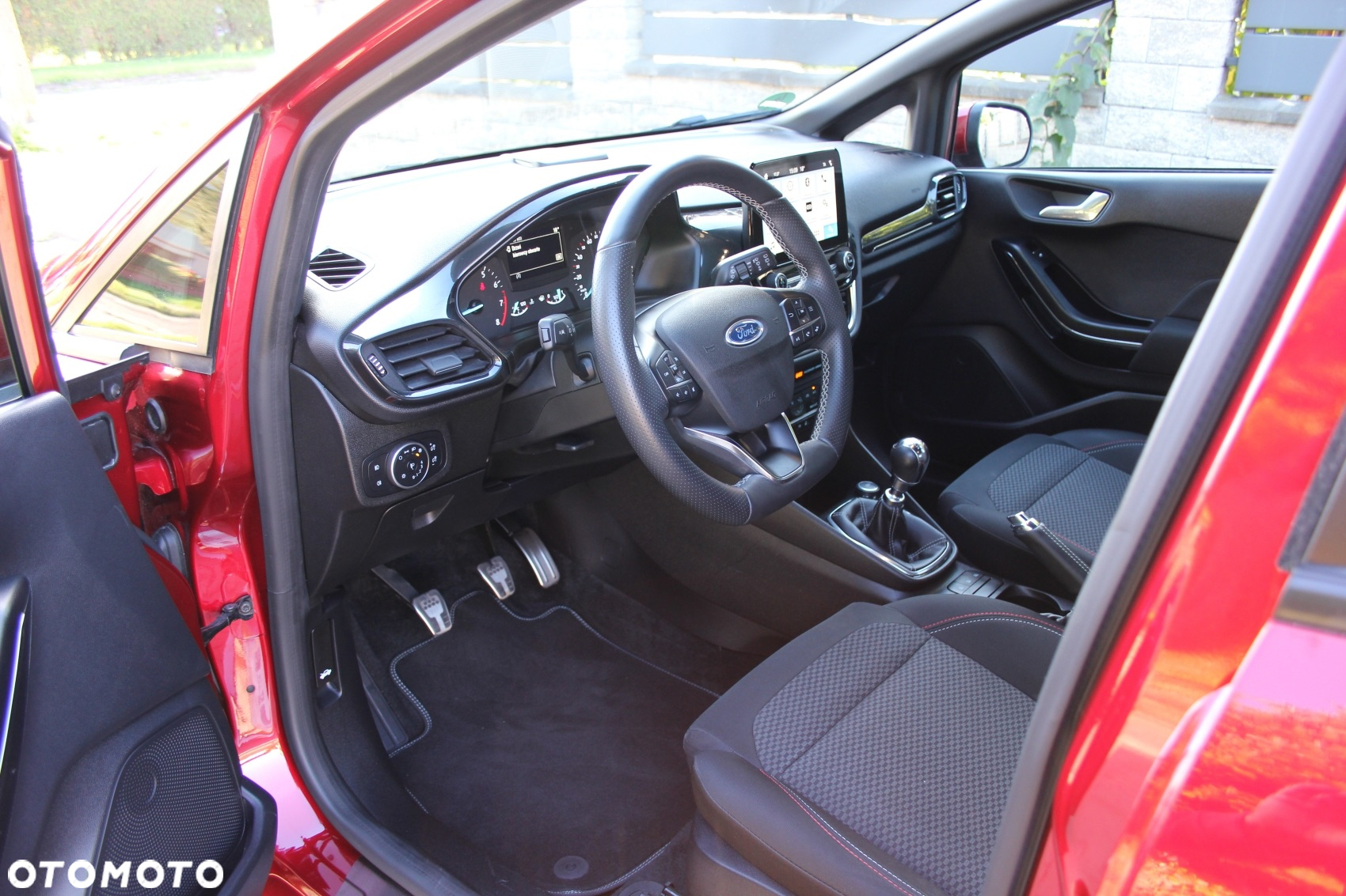 Ford Fiesta 1.0 EcoBoost Start-Stop ST-LINE - 26