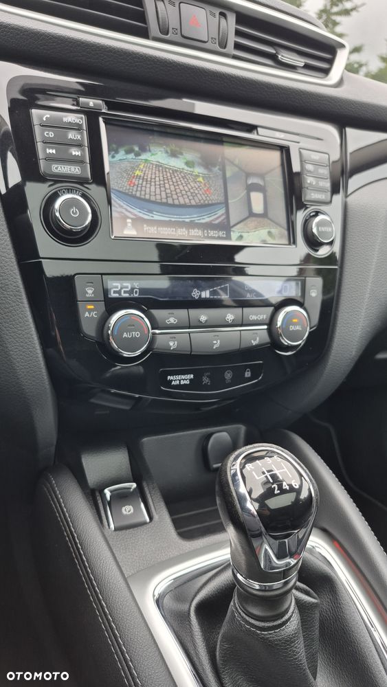 Nissan Qashqai 1.6 DIG-T N-Connecta - 16