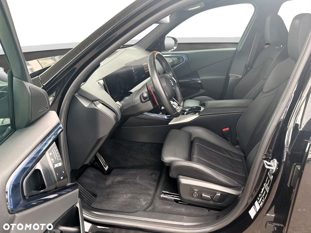 BMW X3 xM50 mHEV - 12