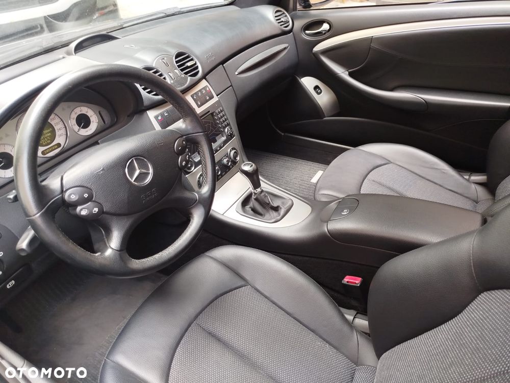 Mercedes-Benz CLK 200 Kompressor Avantgarde Sport Edition - 35