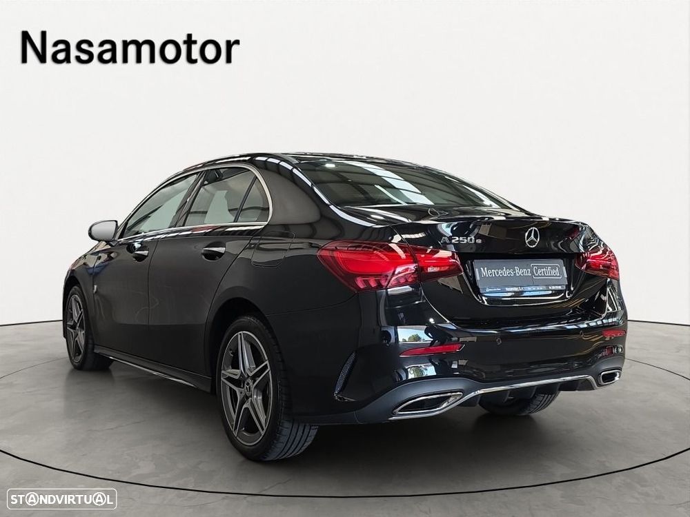 Mercedes-Benz A 250 Limousine - 2