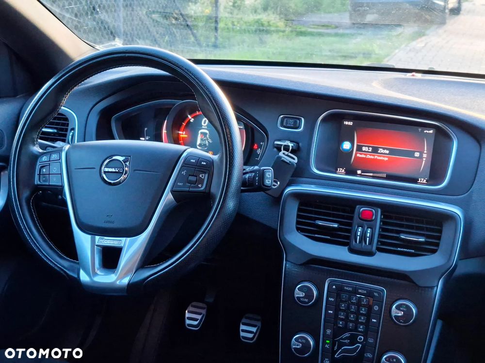 Volvo V40 D2 RDesign - 15
