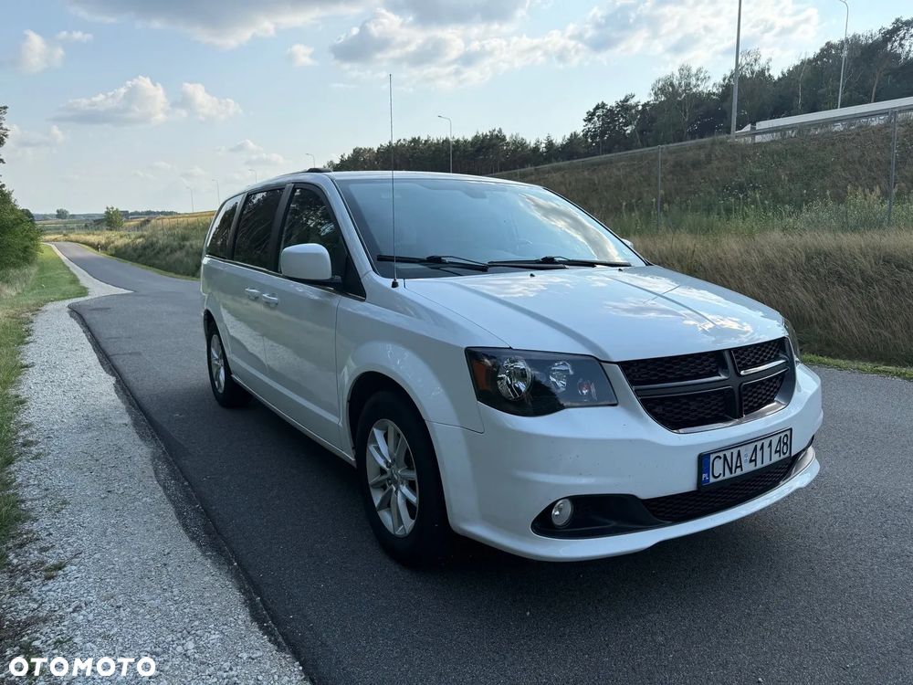 Dodge Grand Caravan 3.6 R/T - 4