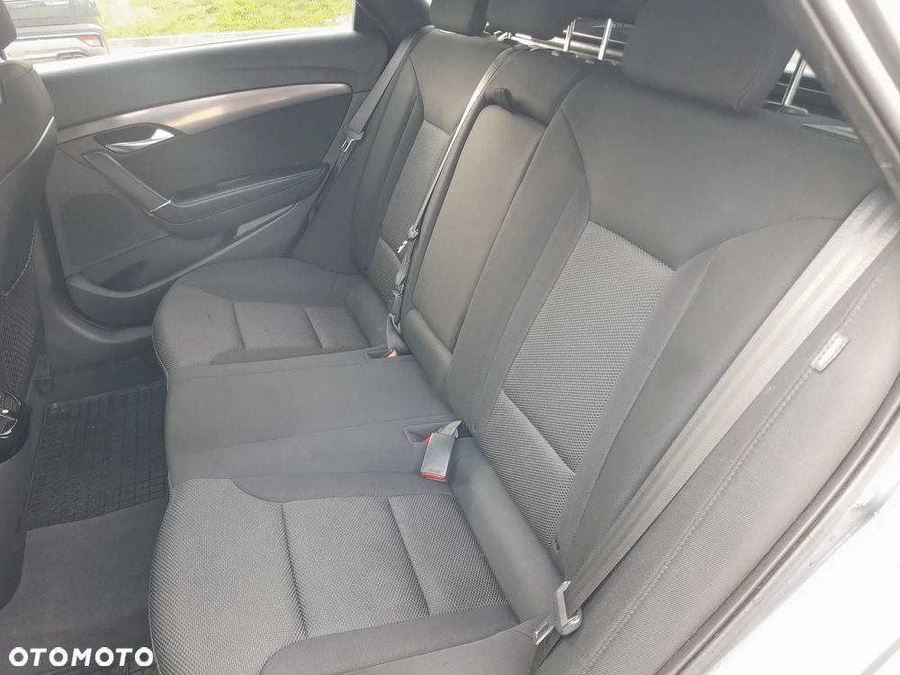 Hyundai i40 1.7 CRDi Comfort + - 16