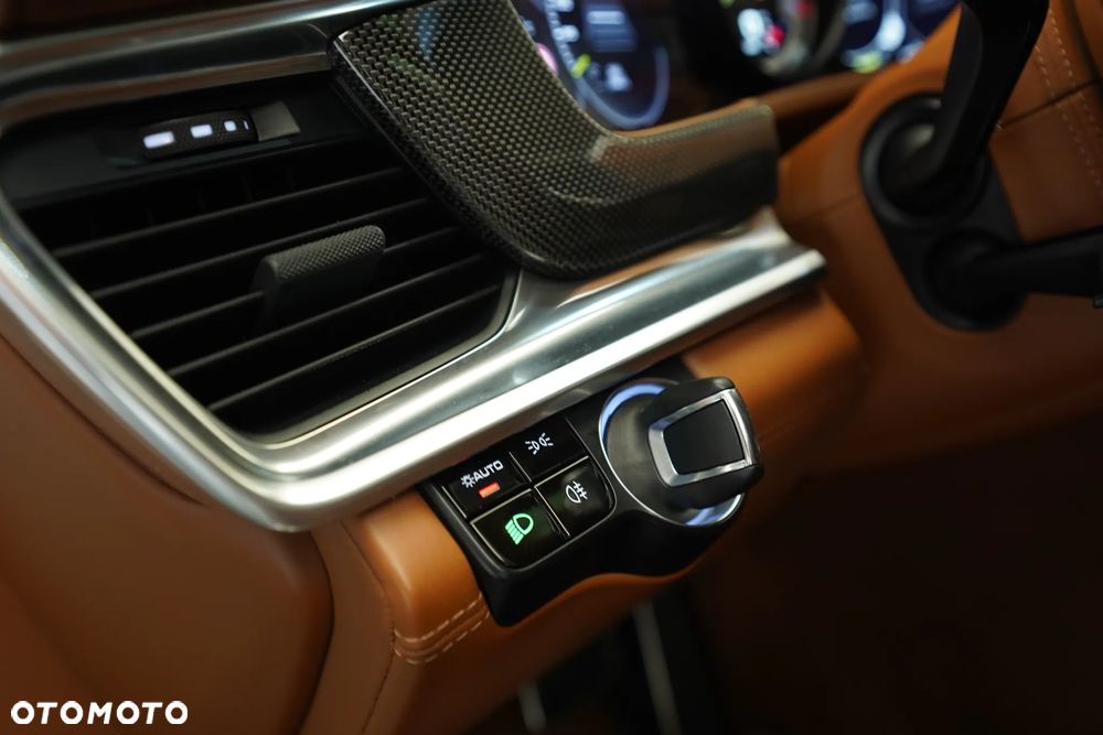 Porsche Panamera Turbo S e-Hybrid - 31