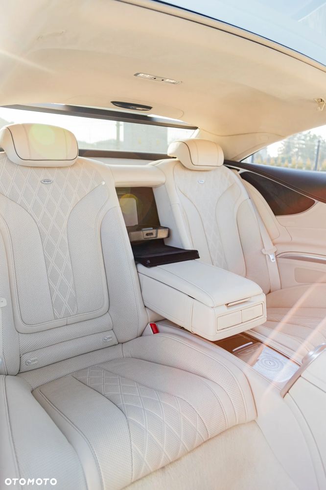 Mercedes-Benz Klasa S 500 4-Matic 7G-TRONIC - 26