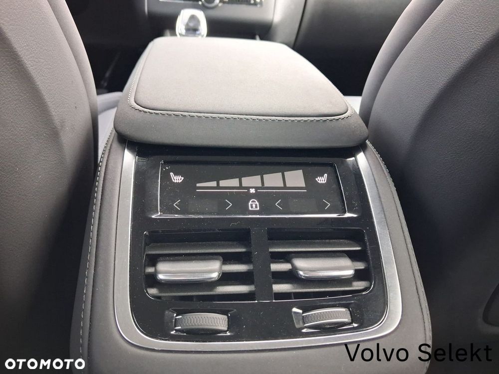 Volvo XC 90 - 23