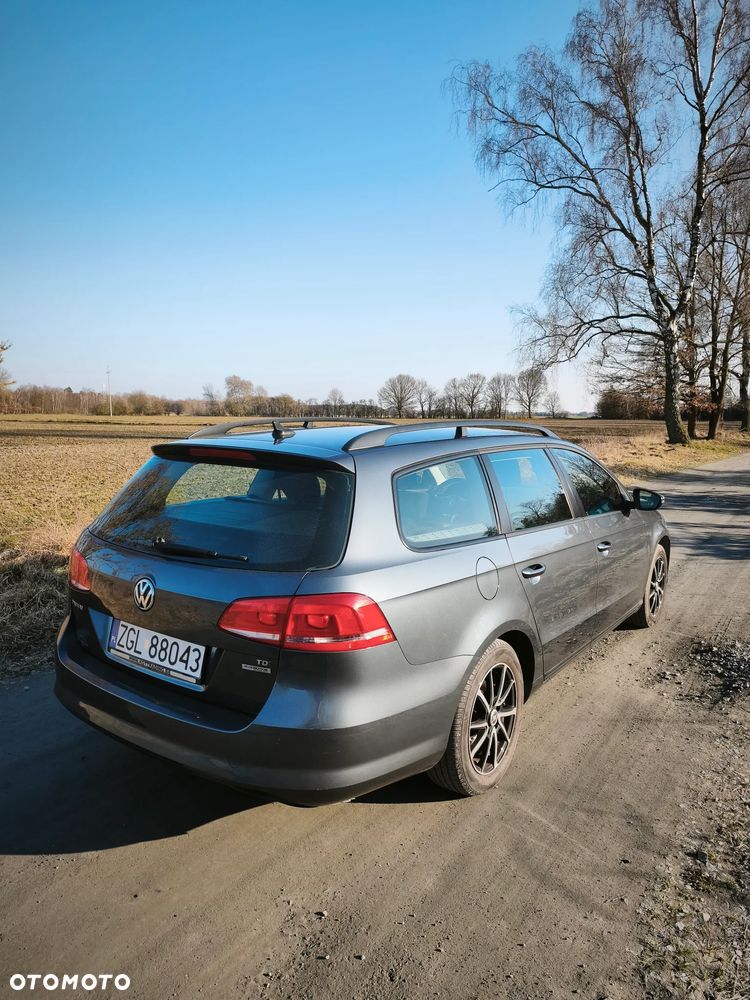 Volkswagen Passat 1.6 TDI BlueMotion Technology Trendline - 14