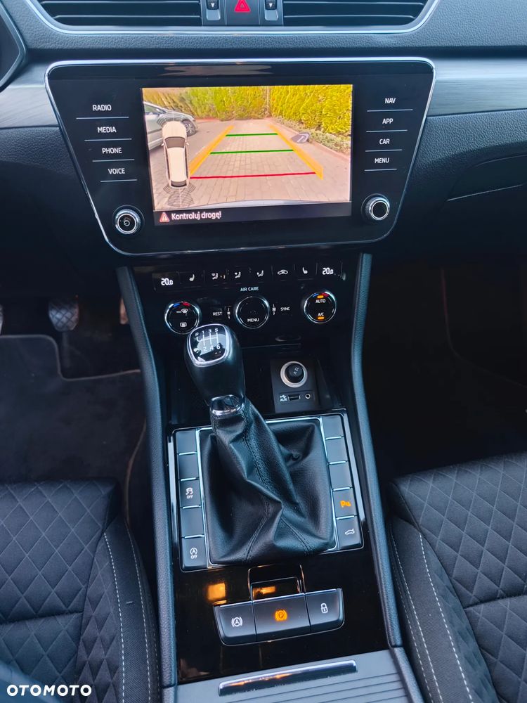 Skoda Superb 2.0 TDI Style - 20