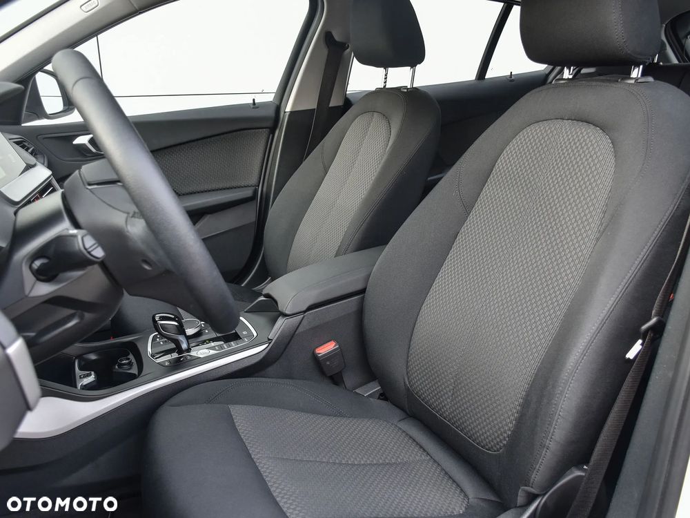BMW Seria 1 118i Advantage - 24