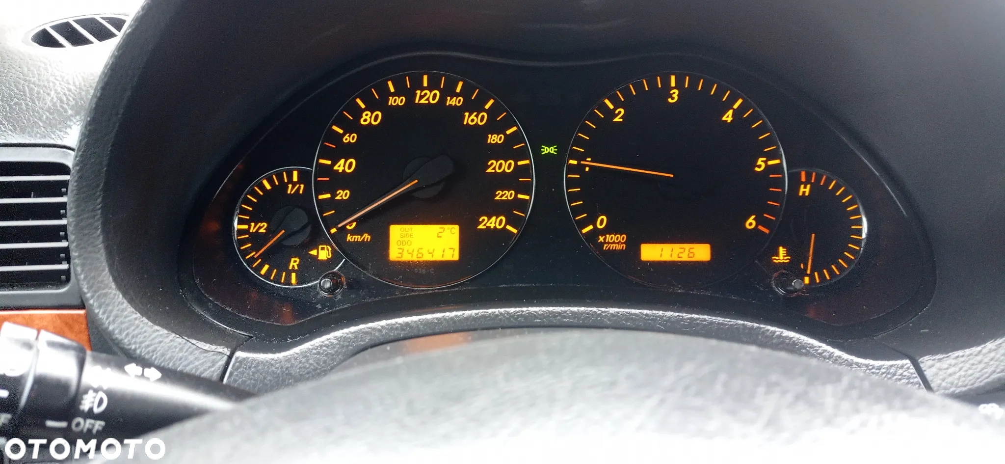 Toyota Avensis - 8