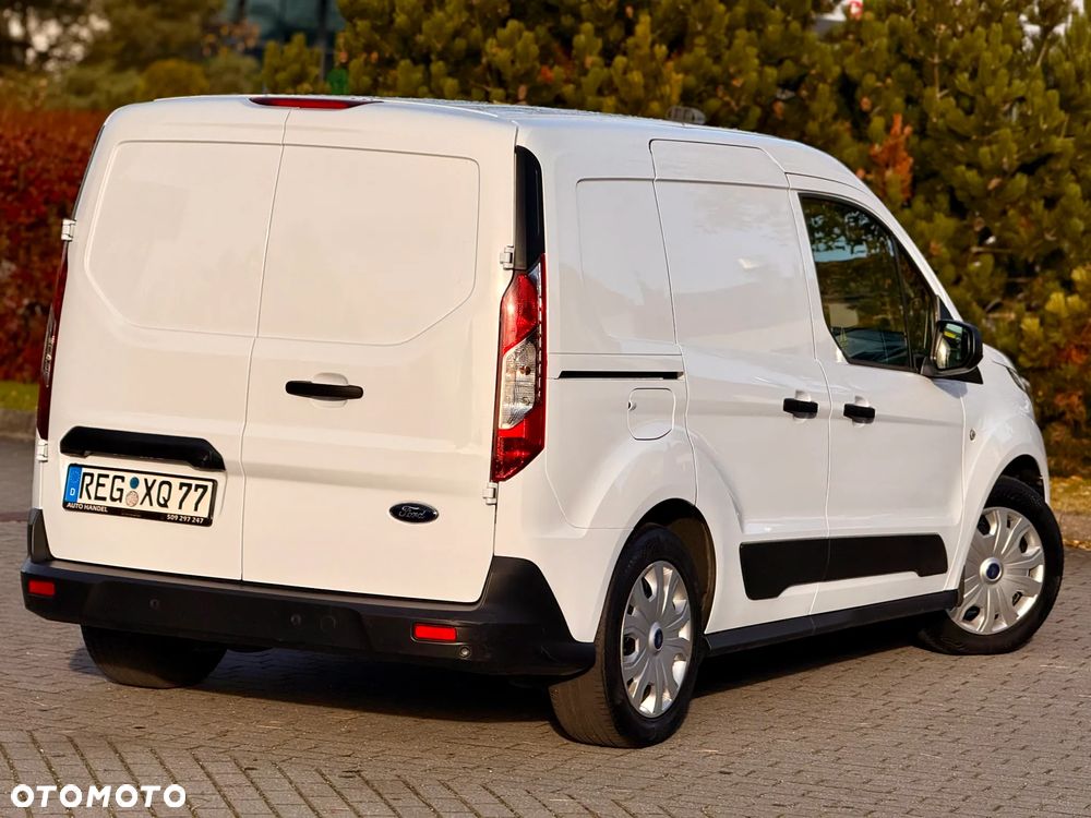 Ford Transit Connect - 13