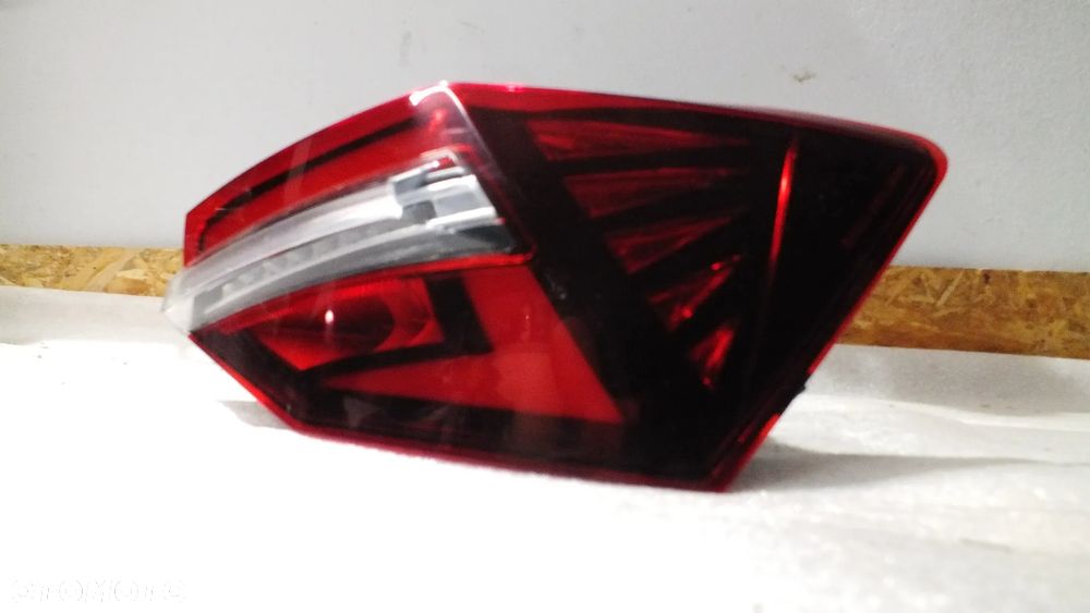 Lampa tylna prawa Skoda Karoq Lift 57A945208C - 4