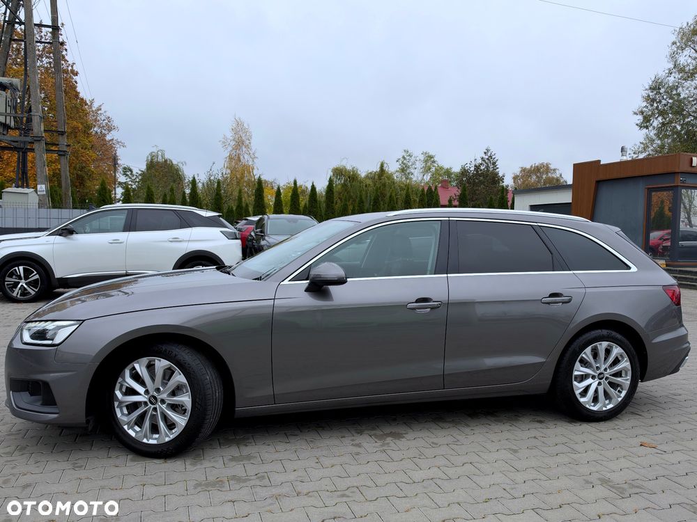 Audi A4 Avant 2021 photo 3