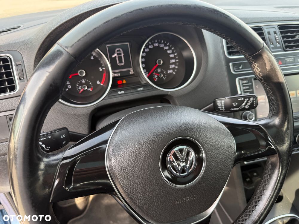 Volkswagen Polo 1.4 TDI (Blue Motion Technology) Comfortline - 9