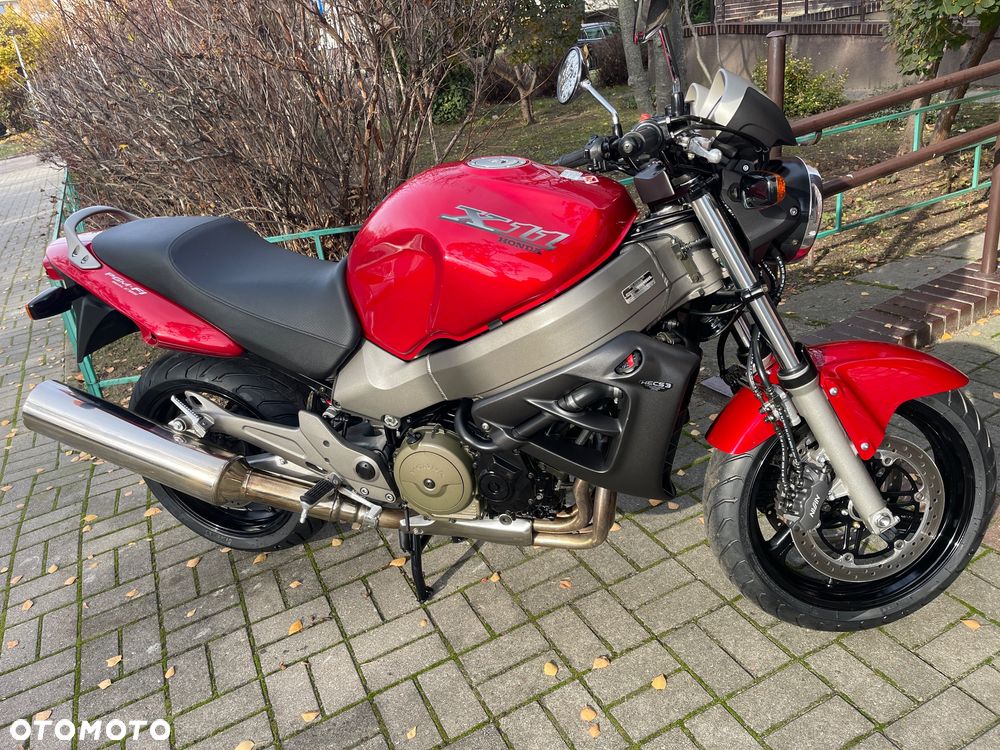 Honda X11 - 2