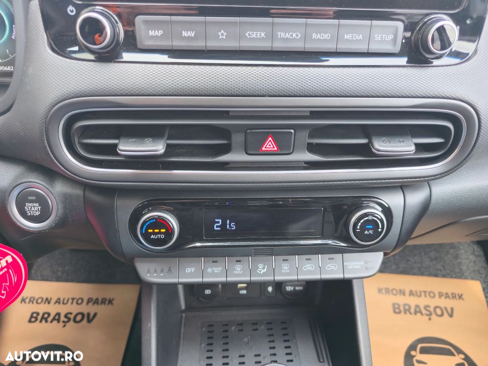 Hyundai KONA - 8