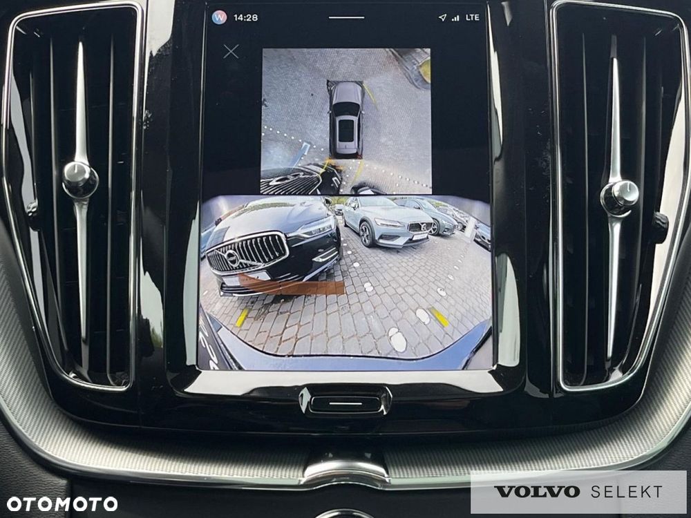 Volvo XC 60 - 24