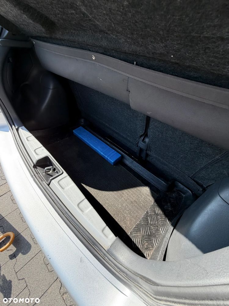 Toyota Yaris 1.3 Luna - 26