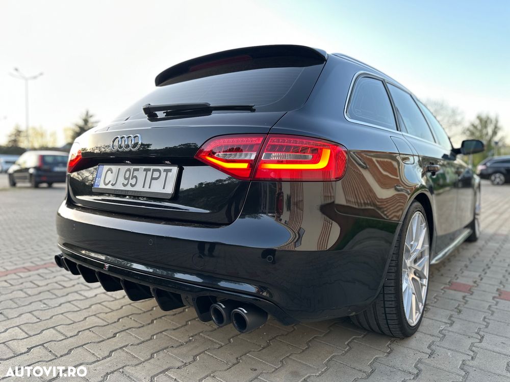 Audi A4 2.0 TDI DPF multitronic S line Sportpaket - 9