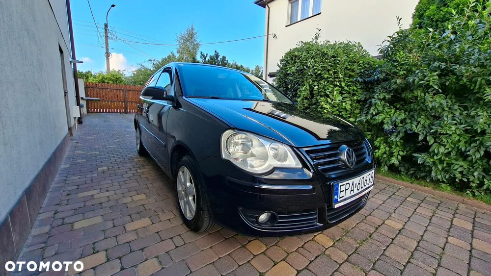 Volkswagen Polo 1.2 Comfortline - 1